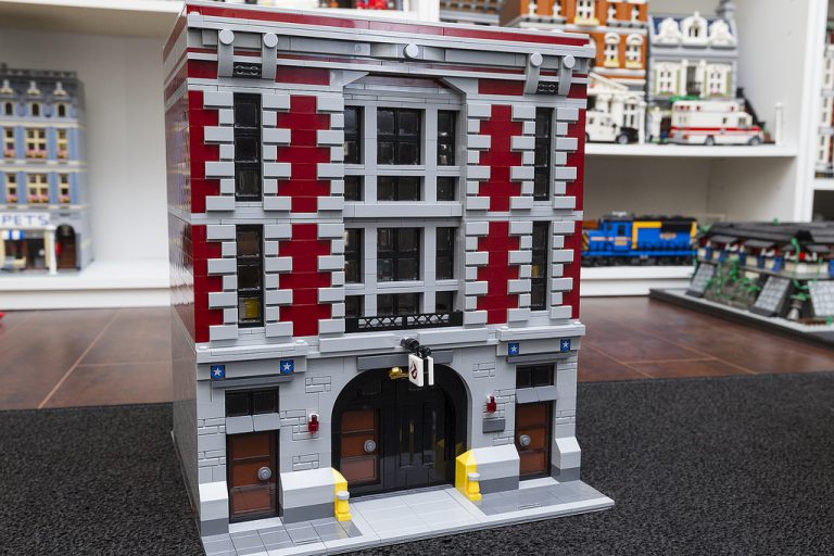 Awesome Modular Ghostbusters Firehouse Rebuild Awesome Modular Ghostbusters Firehouse Rebuild