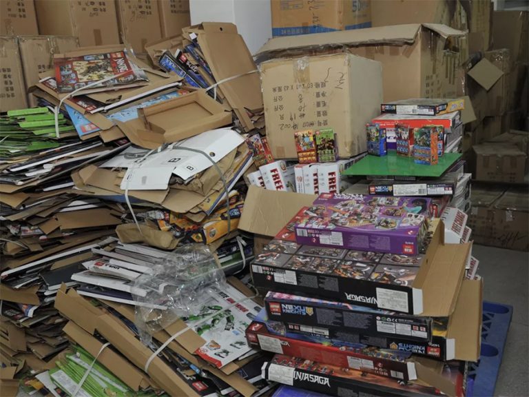 Lepin offices and factory raided in China Lepin offices and factory raided in China