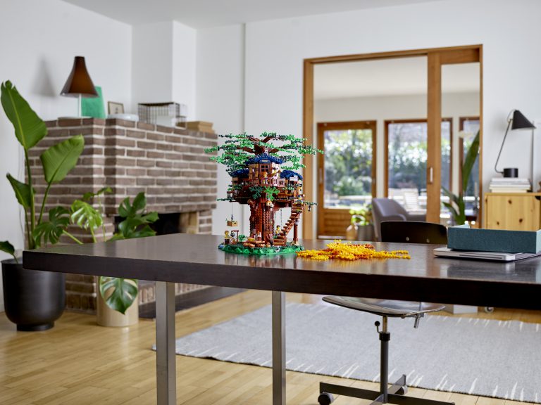 LEGO Ideas Treehouse Is Amazing! LEGO Ideas Treehouse Is Amazing!